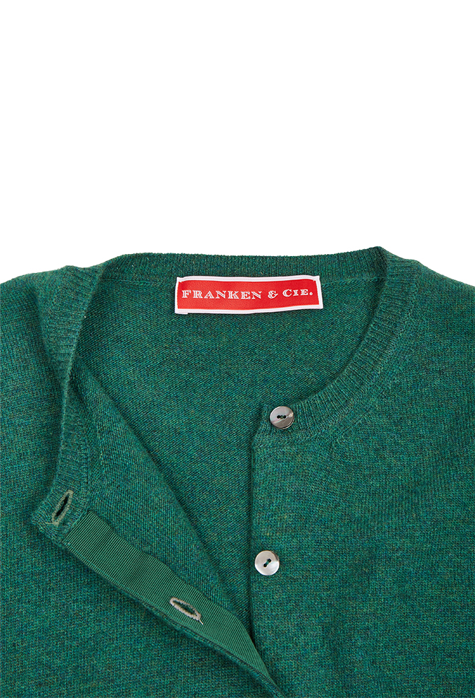 Cardigan Lambswool Tartan green - shop online at bei FRANKEN