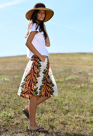 Skirt bows and leaves, red